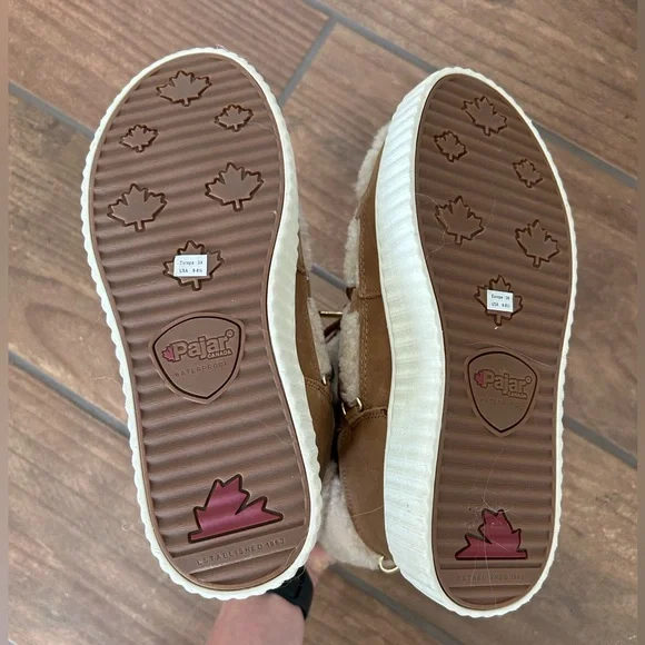 NWOT PAJAR Canada Womens Ceria Shearling Waterproof Winter Boots - Picture 4 of 5